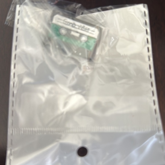 Good Vibes Cassette Design Pin - Picture 4 of 5